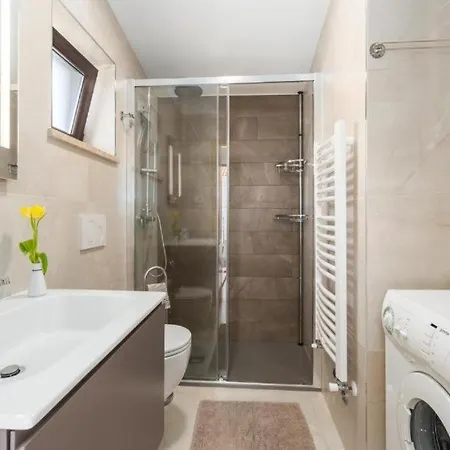 Apartment Alex - Best Location Porec Exterior photo
